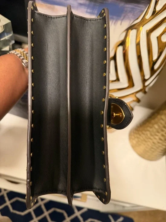 Like New Coach Beat Shoulder Bag - Picture 7 of 11